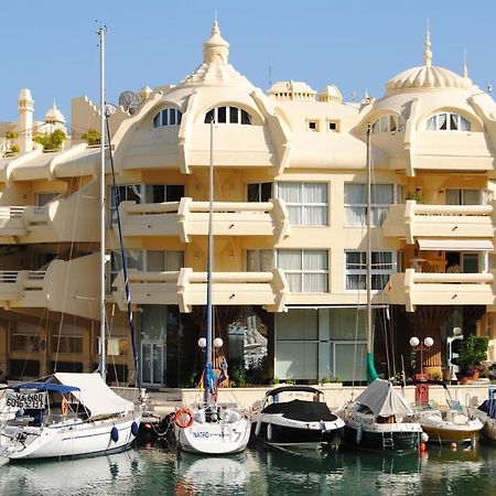 Апартаменты Del Parque Flats - Puerto Marina Бенальмадена Экстерьер фото