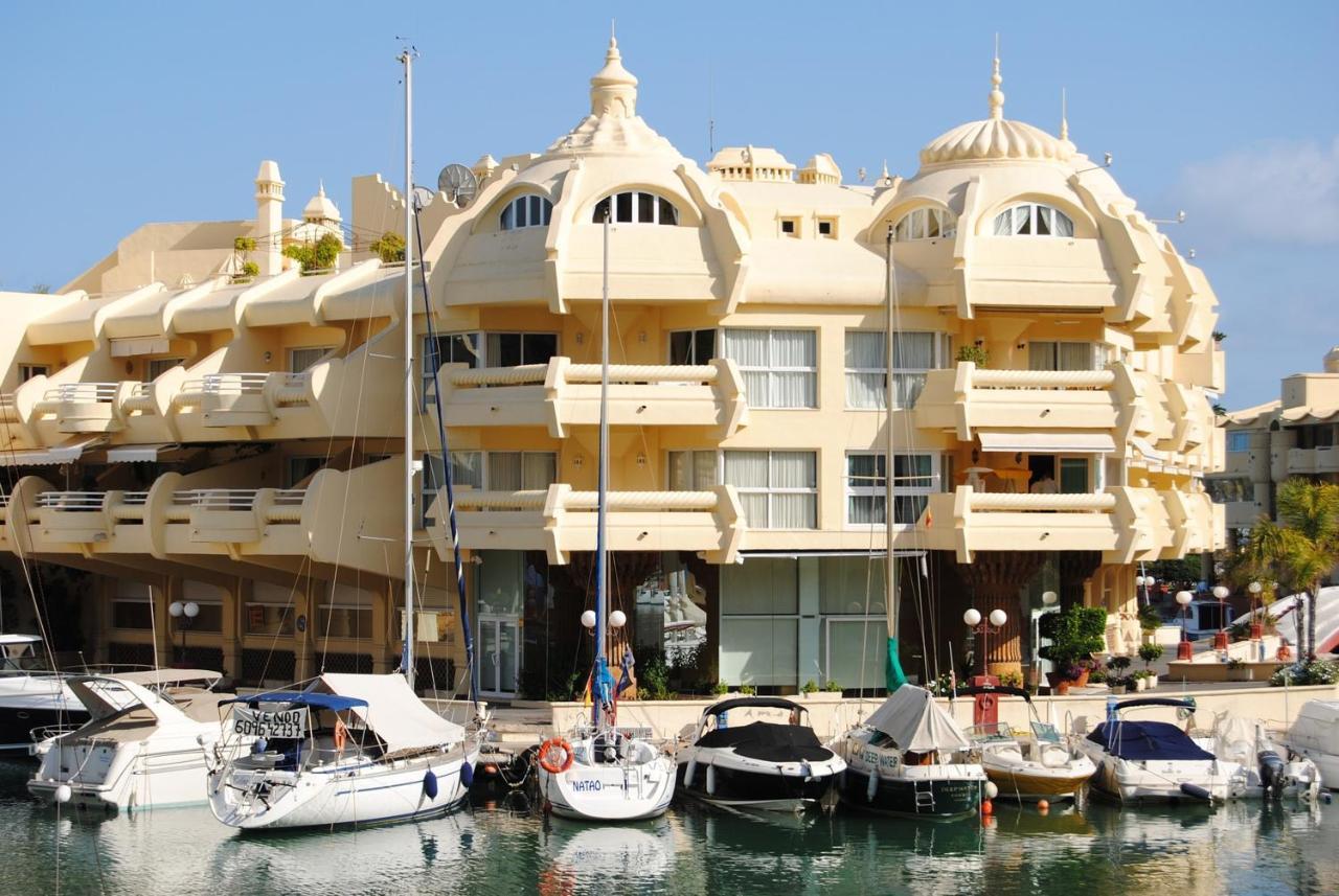 Апартаменты Del Parque Flats - Puerto Marina Бенальмадена Экстерьер фото