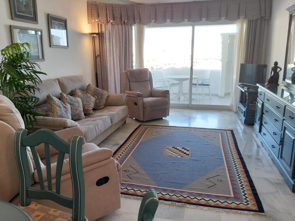 Апартаменты Del Parque Flats - Puerto Marina Бенальмадена Экстерьер фото