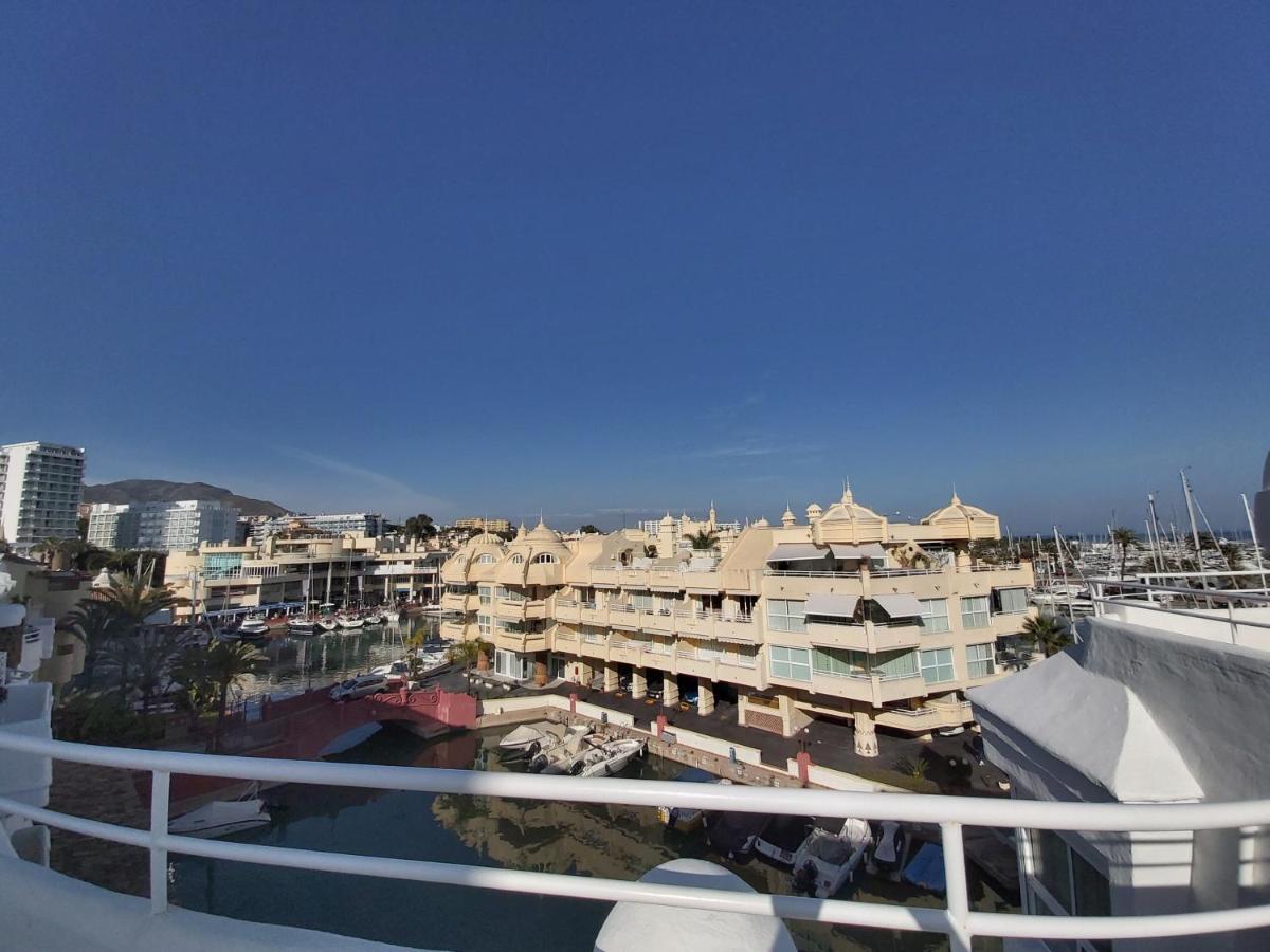 Апартаменты Del Parque Flats - Puerto Marina Бенальмадена Экстерьер фото