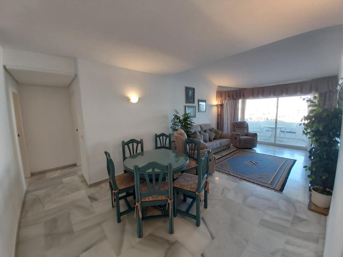 Апартаменты Del Parque Flats - Puerto Marina Бенальмадена Экстерьер фото
